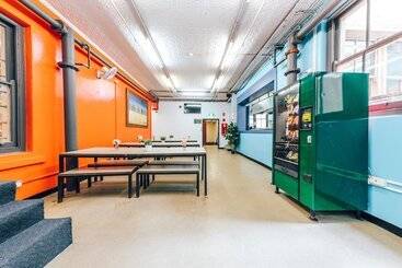هاستل Maze Backpackers   Sydney