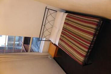 هاستل Maze Backpackers   Sydney