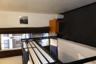هاستل Maze Backpackers   Sydney