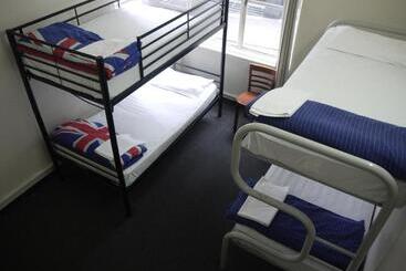 هاستل Maze Backpackers   Sydney