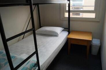 هاستل Maze Backpackers   Sydney