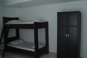 Carina Hotel