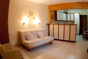 Dabassis Aparthotel