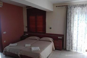 Dabassis Aparthotel