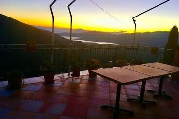 Delphi Aiolos Center Hotel Panoramic View&yoga Harmony Hotel&rooms