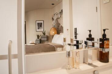 هتل Room Select Bilbao