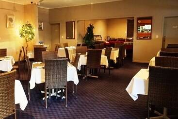 هتل Bluestone Motor Inn