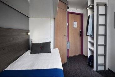 هتل Cabinn City
