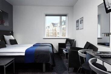 هتل Cabinn City