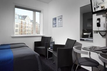 هتل Cabinn City