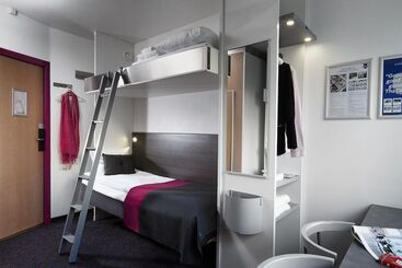 هتل Cabinn City