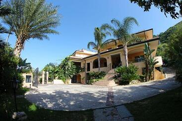 هتل Cannamele Resort