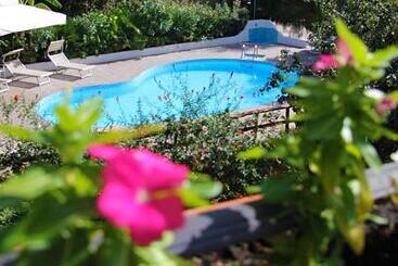 هتل Cannamele Resort