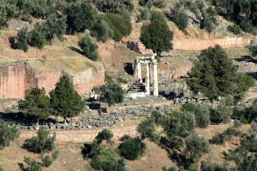 هتل Castri