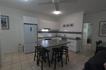 هتل Central Plaza Port Douglas