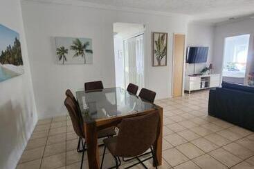 هتل Central Plaza Port Douglas