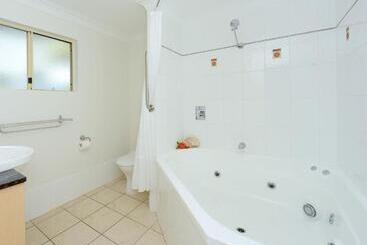هتل Central Plaza Port Douglas