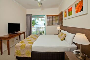 فندق Coral Sands Beachfront Resort