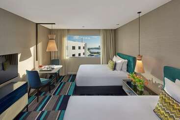 هتل Crown Promenade Perth