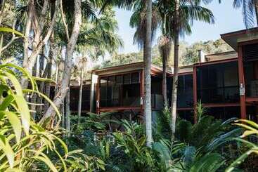 فندق Crystalbrook Byron