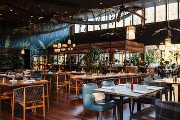 فندق Crystalbrook Byron