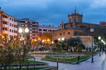 هتل Eth Rioja