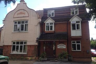 هتل Gainsborough Lodge
