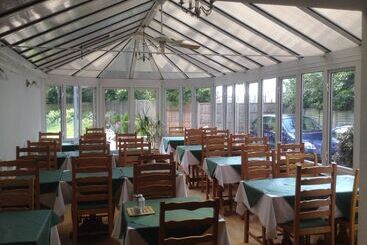 هتل Gainsborough Lodge