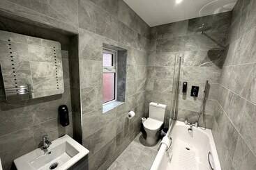 هتل Gainsborough Lodge