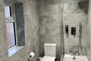 هتل Gainsborough Lodge