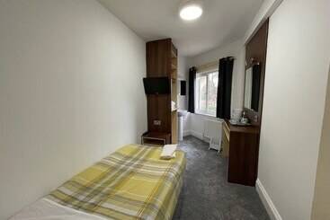 هتل Gainsborough Lodge