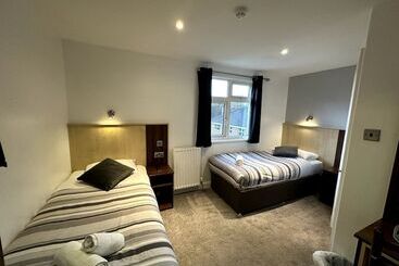 هتل Gainsborough Lodge