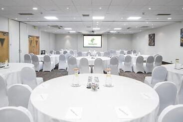 هتل Holiday Inn Peterborough West, An Ihg