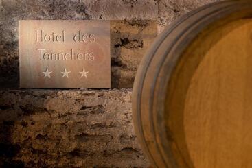هتل Hôtel Des Tonneliers