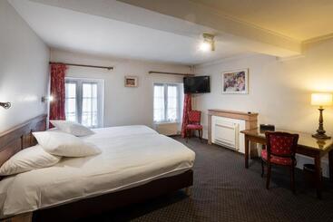 هتل Hôtel Des Tonneliers