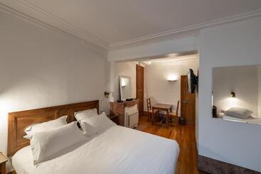 هتل Hôtel Des Tonneliers