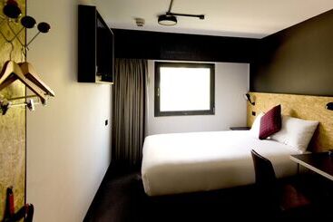 هتل Ibis Budget Sydney East