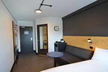 هتل Ibis Budget Sydney East