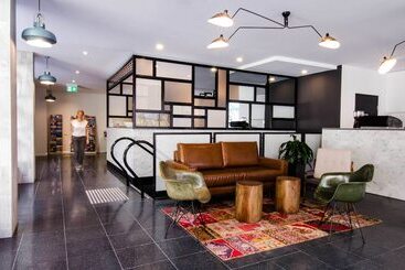 هتل Ibis Budget Sydney East