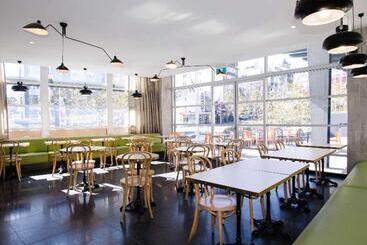 هتل Ibis Budget Sydney East