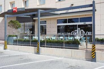هتل Ibis Elche