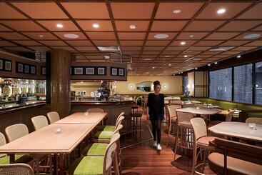 هتل Laneways By Ovolo
