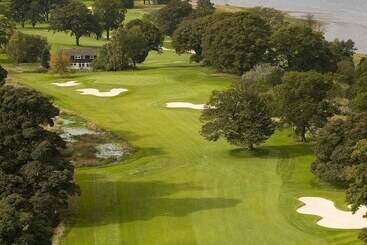 هتل Mar Hall Golf & Spa Resort