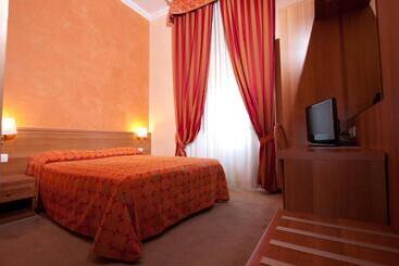 هتل New Morpheus Rooms