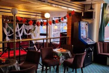 酒店 The New Osterley