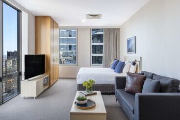 هتل Oaks Melbourne On Market