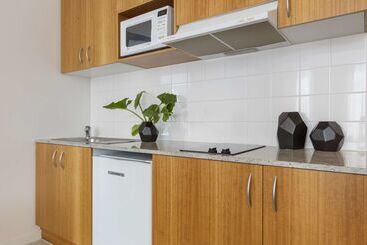 هتل Oaks Melbourne On Market
