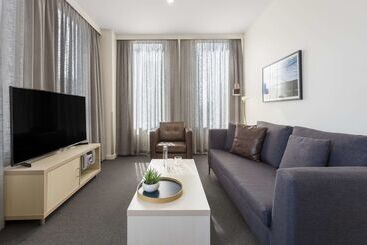 هتل Oaks Melbourne On Market