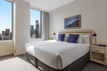 هتل Oaks Melbourne On Market