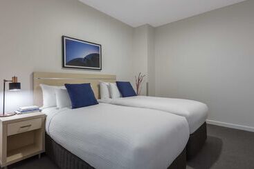 هتل Oaks Melbourne On Market